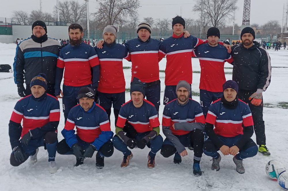 Команда ВСК "Барс" с.Кицканы принимает участие в 41-м зимнем турнире по футболу "Ярна" 